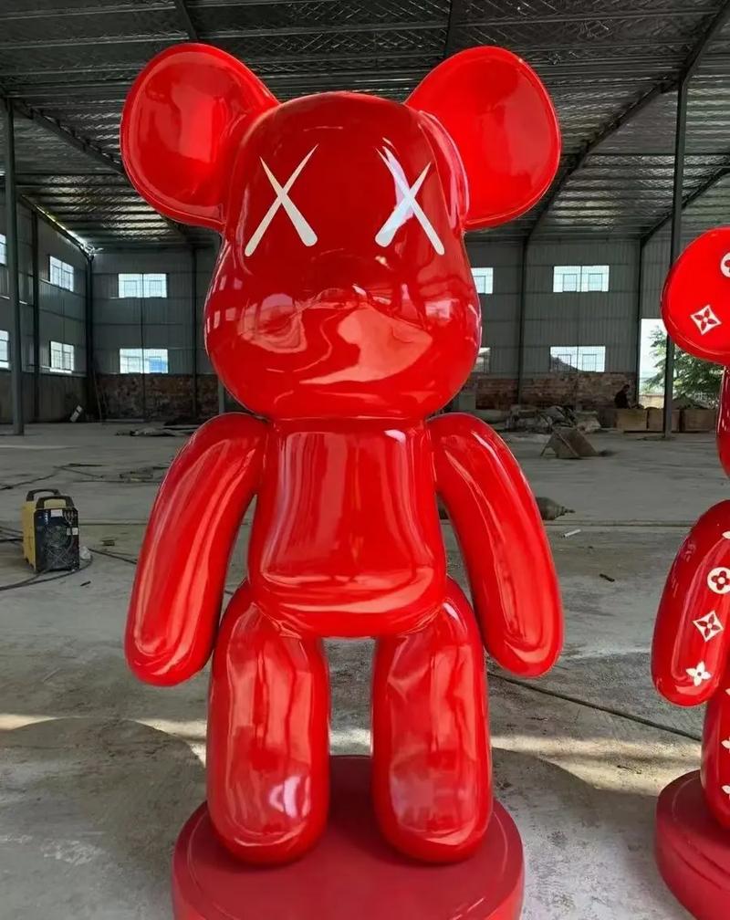 完美世界私服暴力熊发布平台上线